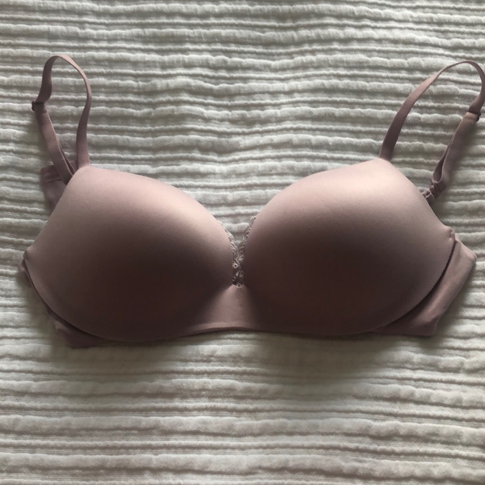 Victoria’s Secret plunge bra